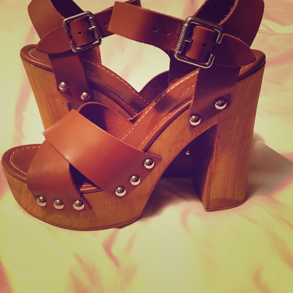 Nine West Platform Heels Size 9